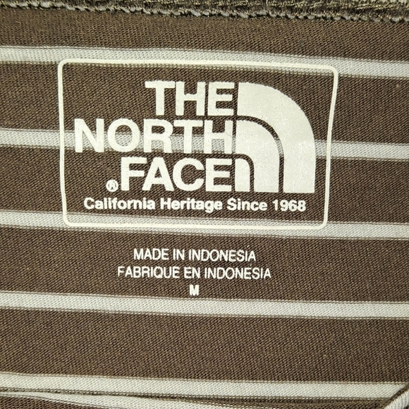 Women's The North Face medium shirt - Picture 3 of 3